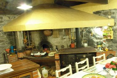 Holiday House in Ponta do Pargo (Madeira) or holiday homes and vacation rentals