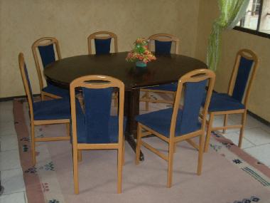 Apartment dinning room