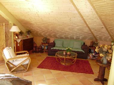 Cozy and relaxing for your leasure moments...