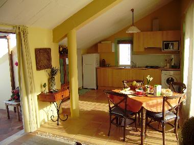 Excellent equipped kitchen and dinning area