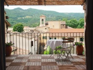 Holiday Apartment in citta di castello (Perugia) or holiday homes and vacation rentals