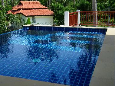 Pool 14m2 1.40 deep with seaview