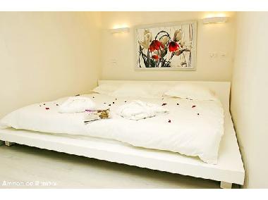 Holiday Apartment in Haifa (Hefa (Haifa)) or holiday homes and vacation rentals