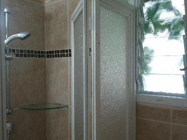 Second bathroom shower