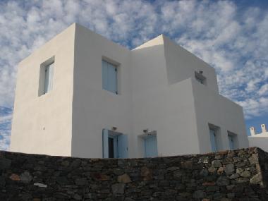 Villa in Megas Gialos (Kyklades) or holiday homes and vacation rentals