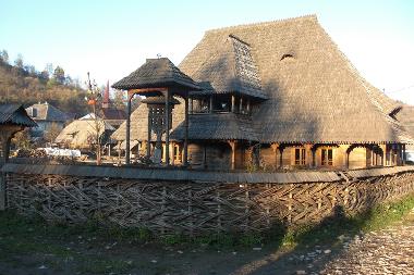 Holiday House in Ieud (Maramures) or holiday homes and vacation rentals