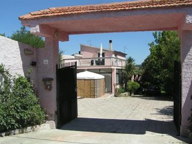 Bed and Breakfast in Alghero (Sassari) or holiday homes and vacation rentals
