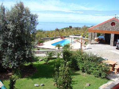 Holiday House in Prazeres (Madeira) or holiday homes and vacation rentals