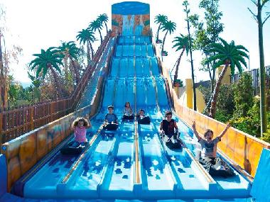 Amusement park in Marina Dor