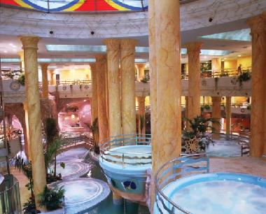 Sea water pool, spa, balneario Marina dor 