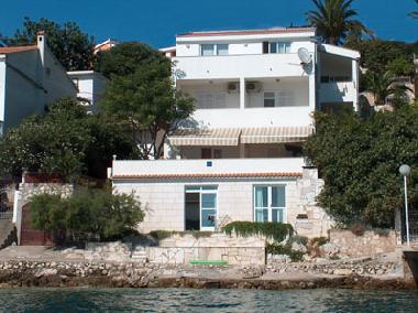 Villa Vedran Komarna - 70km north of Dubrovnik 