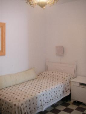 Single bedroom