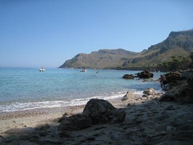 Holiday House in colonia de san pedro (Mallorca) or holiday homes and vacation rentals