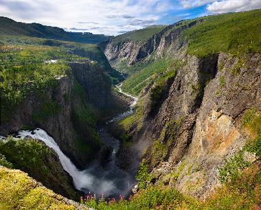 V�RINGSFOSSEN    Foto Destinasjon Eidfjord
