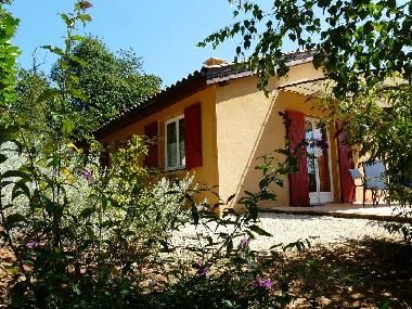 Holiday House in Doissat (Dordogne) or holiday homes and vacation rentals