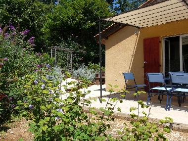Holiday House in Doissat (Dordogne) or holiday homes and vacation rentals