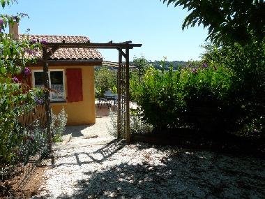 Holiday House in Doissat (Dordogne) or holiday homes and vacation rentals