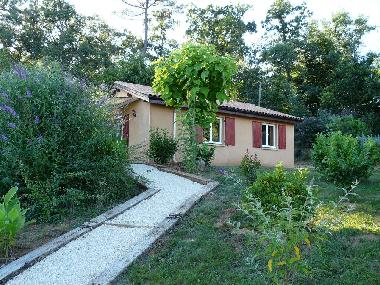 Holiday House in Doissat (Dordogne) or holiday homes and vacation rentals