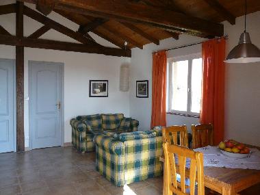 Holiday House in Doissat (Dordogne) or holiday homes and vacation rentals