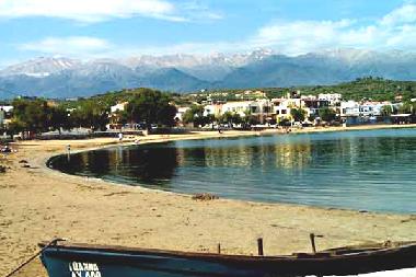 free-blue flag beach at 3 kms