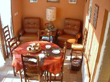 Bed and Breakfast in Fontaine-les-Dijon (C�te-d'Or) or holiday homes and vacation rentals