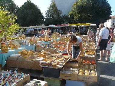 famous friday-market in Riberac