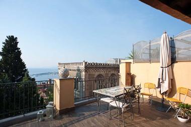 Holiday Apartment in Taormina (Messina) or holiday homes and vacation rentals