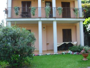 Holiday Apartment in Limonta - oliveto lario (Lecco) or holiday homes and vacation rentals