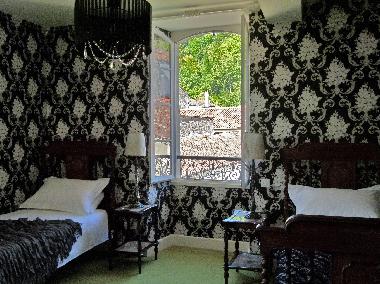 Bedroom 3 - Le Rococo