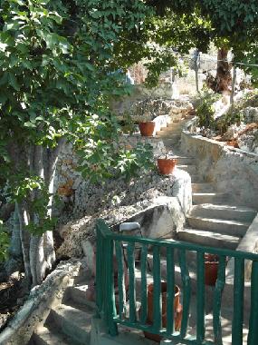 Holiday House in Treasure Beach (Saint Elizabeth) or holiday homes and vacation rentals