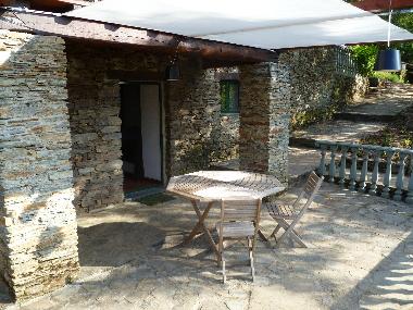 Holiday House in vila da cova alva (Serra da Estrela) or holiday homes and vacation rentals