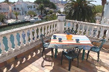 Holiday Apartment in Ampuriabrava (Girona) or holiday homes and vacation rentals