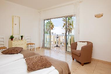 Holiday Apartment in Praia da Rocha  (Algarve) or holiday homes and vacation rentals