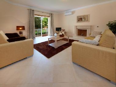 Holiday House in Portimao  (Algarve) or holiday homes and vacation rentals