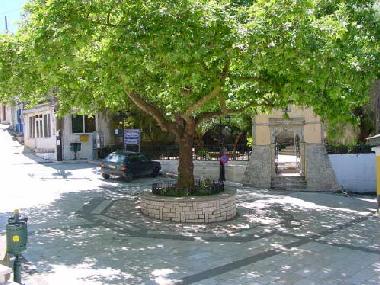 Liapades square