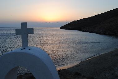 Chalkolimnionas beach in sunset colors 