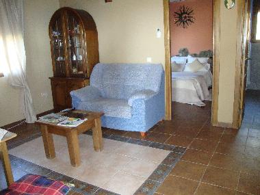 Holiday House in CANDELEDA-EL RASO (vila) or holiday homes and vacation rentals