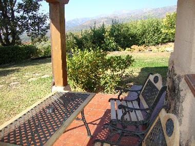 Holiday House in CANDELEDA-EL RASO (vila) or holiday homes and vacation rentals
