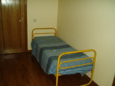 sinhgle bed