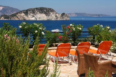 terrace with view on Marathonisi