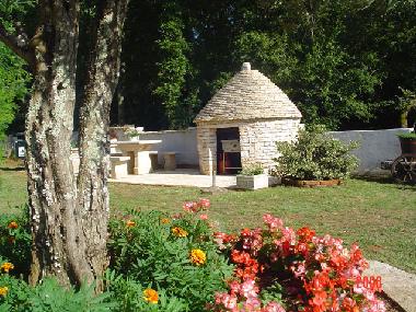 Garden / grill place