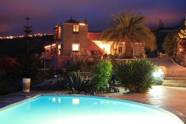 Holiday Apartment in Guia de Isora (Teneriffa) or holiday homes and vacation rentals