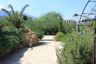 Holiday House in Alsancak (Kyrenia) or holiday homes and vacation rentals