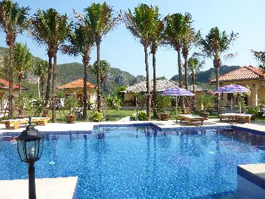 Hotel in Hua Tan Taew (Prachuap Khiri Khan) or holiday homes and vacation rentals