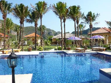 Hotel in Hua Tan Taew (Prachuap Khiri Khan) or holiday homes and vacation rentals