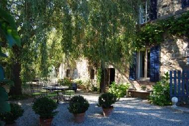 Bed and Breakfast in blot l'eglise (Puy-de-D�me) or holiday homes and vacation rentals