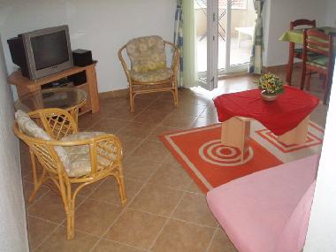 Holiday Apartment in �ivogo�će (Splitsko-Dalmatinska) or holiday homes and vacation rentals