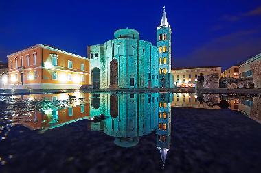 The Church of St. Donatus(can be seen from window)