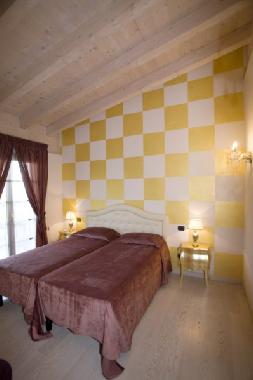 Holiday Apartment in 25019 (Brescia) or holiday homes and vacation rentals