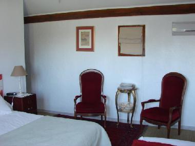 Holiday House in Le Thor (Vaucluse) or holiday homes and vacation rentals